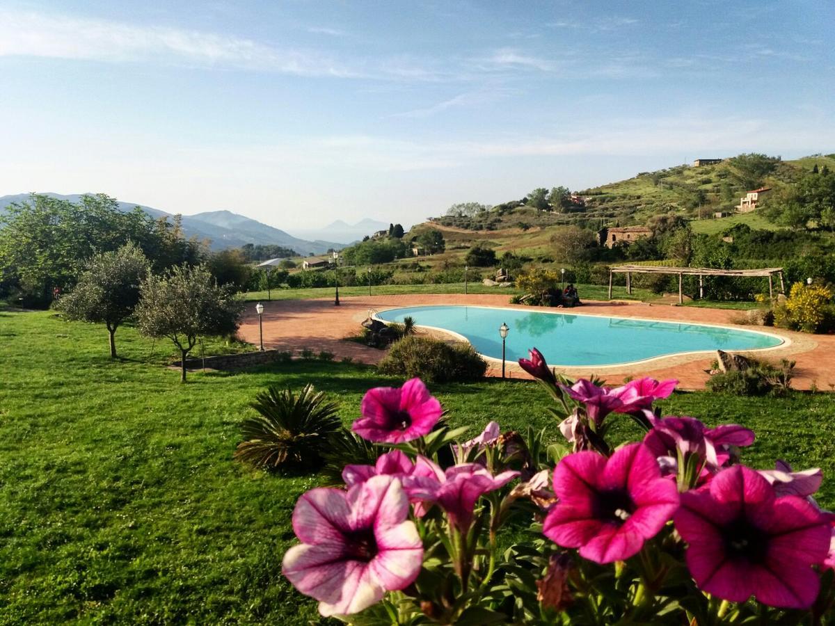 Vila Agriturismo Il Daino San Piero Patti Exteriér fotografie